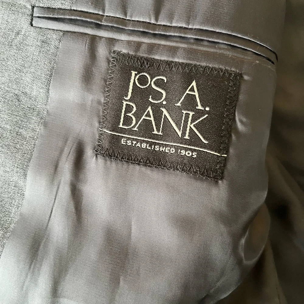 JoS. A. Bank Blazer Men's 46L Gray Sport Coat Jacket 100% Wool Lined 2 Button‎